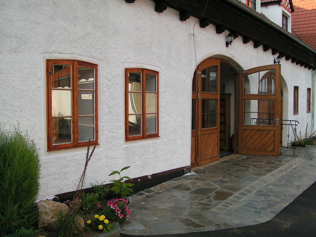 Penzion Mansky Dvur Dolni Zandov Экстерьер фото